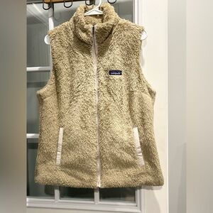 Patagonia Fleece Vest XL Beige Full Zip Sherpa High Pile Women’s